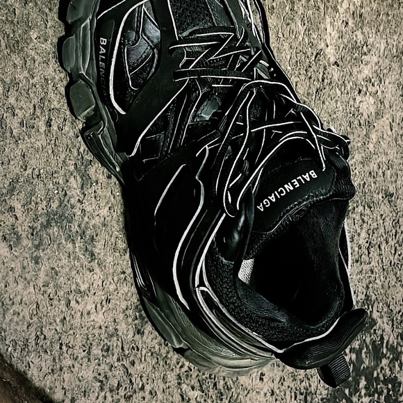 Balenciagas are the best you ever and only had them for like three months - Picture 2 of 2